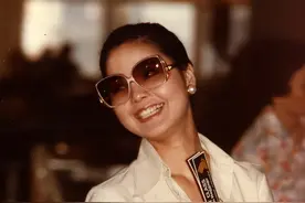 1995年邓丽君猝然离世，哥哥邓长富：她生前三大遗憾再也圆不了了图片