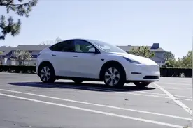 特斯拉新款Model 3功能泄露 ， 完全出乎我们预料！图片