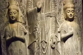 被大水冲过来的石像碑，在河南西明寺，游客感觉很神奇图片