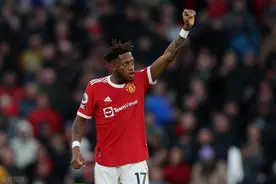 英超-C罗因病缺席 曼联1-1莱斯特城仍排名第6 弗雷德进球扳平图片