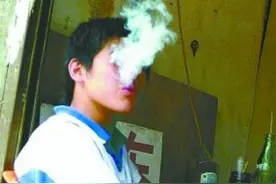 2008年山西朔州：高中生教室捅杀班主任，日记揭露原因，何为真相图片