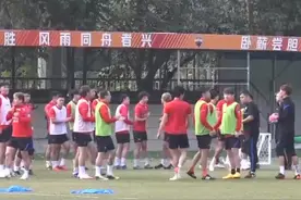 争议！中甲保级队总经理：我们队有球员月薪为1千元左右图片