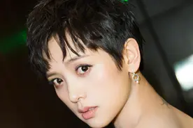 “霸总最爱”李晓峰：一婚如愿嫁豪门，再遇霸总刘恺威幸福刚开始图片