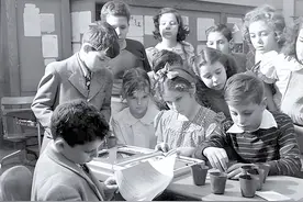 英国心理学家调查了3.8万名儿童后发现：颜值和智商存在一定关系图片