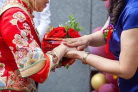 结婚作为准婆婆要买哪些东西给儿媳？这3样必备！图片