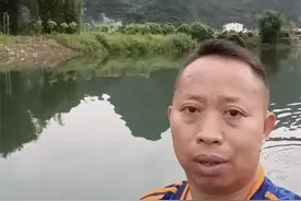 栓Q哥回应走红：我只是一个喜欢说英语的农民图片