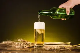 今年跌得最惨的啤酒股，曾经却是徐翔的“心头好”图片