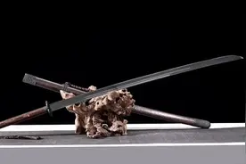 中国古代冷兵器——苗刀图片