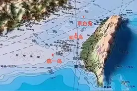 抵近台湾，填海建造人工岛屿的设想图片