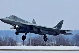 美国刊物《军事观察》认为歼20和F35在技术领域已成双垄断趋势图片