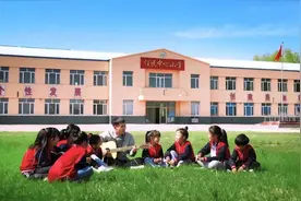 【播出预告】党课开讲啦：《不负韶华 筑梦飞翔》图片