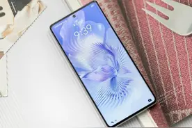 12GB+256GB仅2301元，1.6亿像素手机超越苹果，拿下行业金榜第一图片