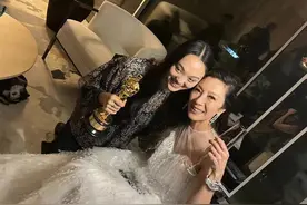 59岁李连杰近况曝光，身材发福明显变化大，脖子粗大疑似旧疾复发图片