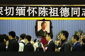 2012年棋坛泰斗陈祖德病故：聂卫平到场，前妻意外出席送最后一程图片