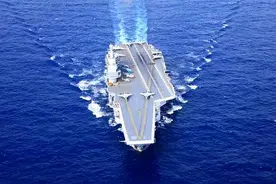 解放军航母首位兵王，守护辽宁舰“心脏”，入伍30余年现已退役图片