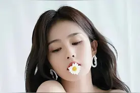 白鹿，原名白梦妍，1994年出生于江苏省常州市图片