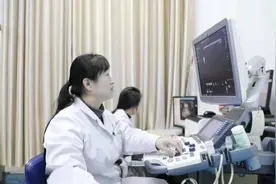 “裤子脱了腿张开”，医院里一个比一个尴尬的体检，你做过几个图片