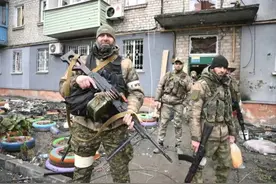 活活将乌军打成残兵，俄万发铝热弹加重炮覆盖，乌总参谋当场阵亡图片