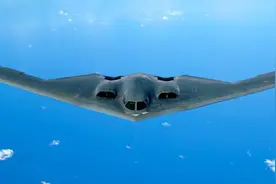 美军B-2轰炸机停飞，又是传感器故障？造价24亿的老爷车该歇歇了图片