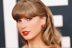 格莱美红毯“真大胆”，尺度一个比一个大，有人出糗有人惊艳图片