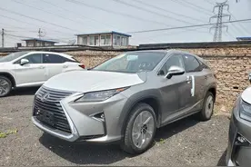 50.8万提了辆雷克萨斯RX 300，开了5个月后，车主说出真实评价图片