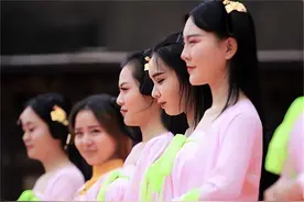 横店20万群演现状：光棍懒汉遍地，美女泛滥成灾，裸替一天赚3000图片