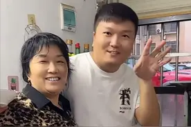 29岁网红小胖被刺身亡！生前满身鲜血狂喝水，到底因何丢了性命？图片