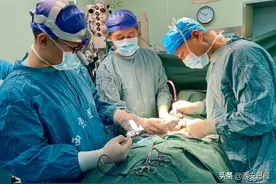 西京医院实施首例多轴联动颈椎关节假体置换术 同时解决患者“不动”“不稳”两大难题图片