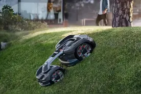 草坪上的自动驾驶战争，大消费的下一个爆品图片