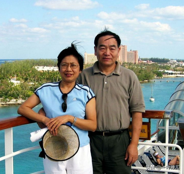 72岁肿瘤专家：赴美抗癌两年离世，临终前的2个“后悔”引人深思