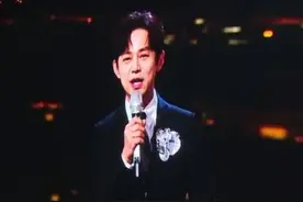 何炅主持能力被赞！对话马英九轻松控场，不提两岸却句句显风范图片