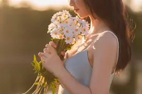 女生送你这些东西，潜台词就是“我爱你”，要是不懂就亏大了图片