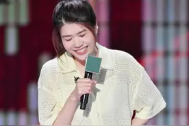 杨笠尴尬，王建国淘汰：《脱口秀大会5》把流量密码玩明白了图片