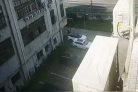 工地施工噪声隆隆持续至凌晨！有夜间施工许可证就可以“任性”？图片