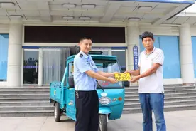 明确了！60岁以上“无驾照”，这2种电动车都能开，但有4点要注意图片