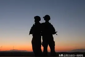 “军功章啊，有你的一半也有我的一半，……”当兵的人恋爱篇图片