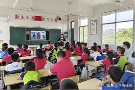合作办学 岳阳楼区鹰山、延寿小学共促学生良好习惯养成图片