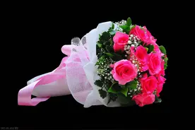 写一封情书致灵魂爱人：好想你，你是我生死不忘的相思图片