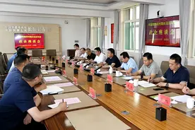 魏振东深入长治北车站开展座谈调研活动图片