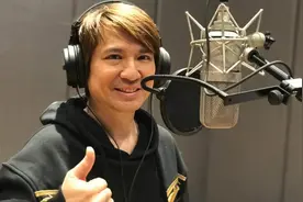 黄家驹离世28年后，最内向的叶世荣如今怎么样了？图片