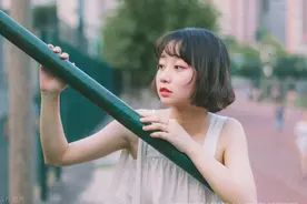 故事：大学同学聚会，重逢分手十年的前任后，他告白想再追我一次图片