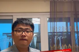 我只能说萨啦咪的烤鸡翅，连骨头都很好吃图片