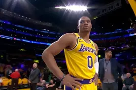 湖人VS快船，前三节威少9投0中图片