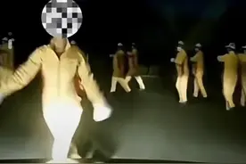 “暴走团”又出来“作妖”了，横行霸道不让行，无知还是知而故犯图片