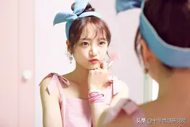 43岁漂亮二婚女博士相亲因前夫一番话被放弃，后来她哭得昏天暗地图片