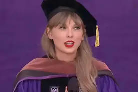 霉霉升级！Dr. Taylor Swift上线图片