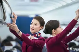 空姐的收入一般有多少？国际航班与国内航班的空姐收入悬殊这么大图片