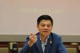 广州谢副市长，家人负责收钱，他收20岁漂亮女学生，结局大快人心图片