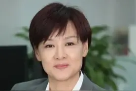 前央视女主持人语出惊人，称“奥密克戎”不是新冠，劝大家不要慌图片