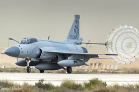 巴基斯坦空军开始装备JF-17C，枭龙全面挑起大梁图片